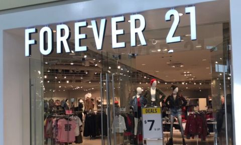 Forever 21 phá sản không có nghĩa là thời trang nhanh đã chết