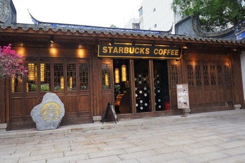 starbuckstrungquoc